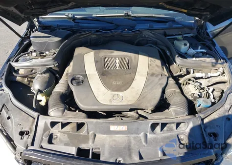 2009 Mercedes-Benz C 300 Luxury/Sport z USA, uszkodzony, nr VIN WDDGF54X99R083010